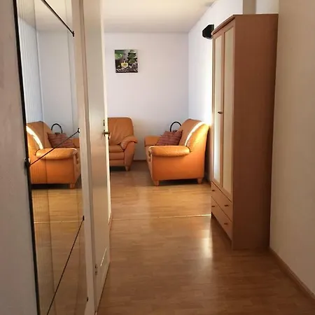 Double In The Center * タリン