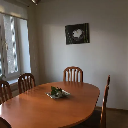 Double In The Center Δωμάτια σε οικογενειακή κατοικία *